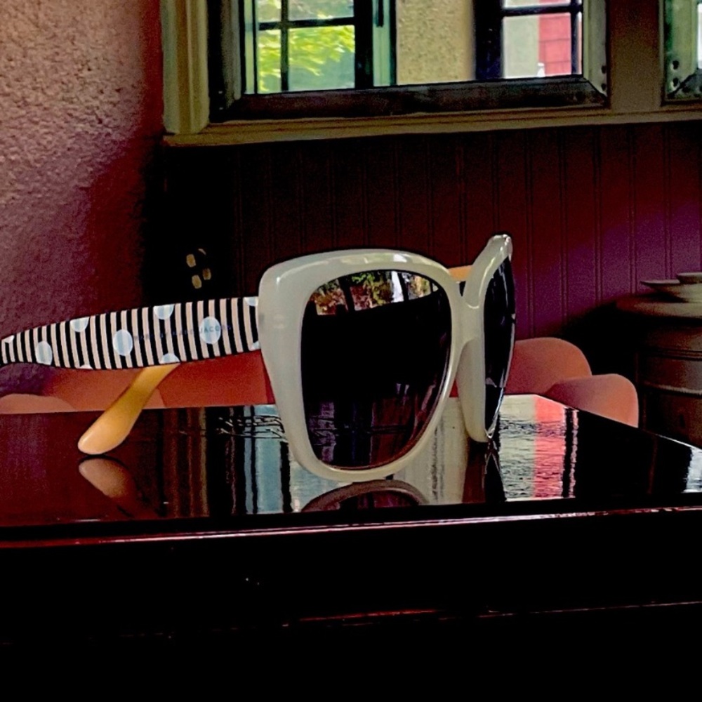 Marc by Marc Jacobs White Frame Sunglasses with Black Lenses and Striped Temples